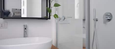 Apartment | Bathroom