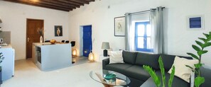 Living area - Ancient Stone House Renovated - View of Felos Valley, Seal Mountains and Sunsets (Epano Fellos)