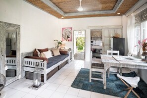 Signature villa (1111 Gaia) | Woonruimte