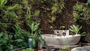 1111 Gaia | Bathroom | Combined shower/tub, deep soaking tub, rainfall showerhead - 1111 Alchemy Space (Ubud)