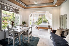 Signature villa (1111 Gaia) | Woonruimte