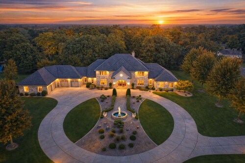 Green Bay Oasis | Pool + Arcade + Gym Estate