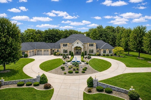 Green Bay Oasis | Pool + Arcade + Gym Estate