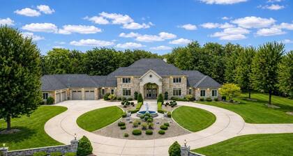 Green Bay Oasis | Pool + Arcade + Gym Estate