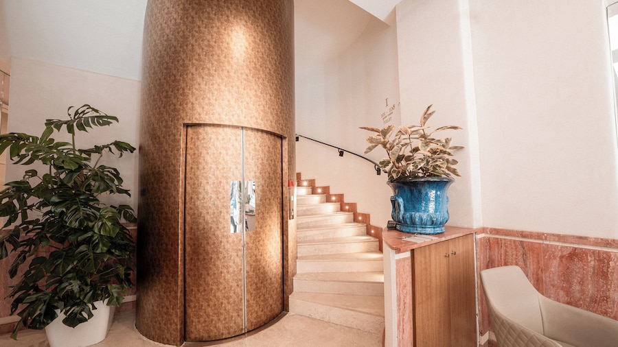 HOTEL VIA VENETO