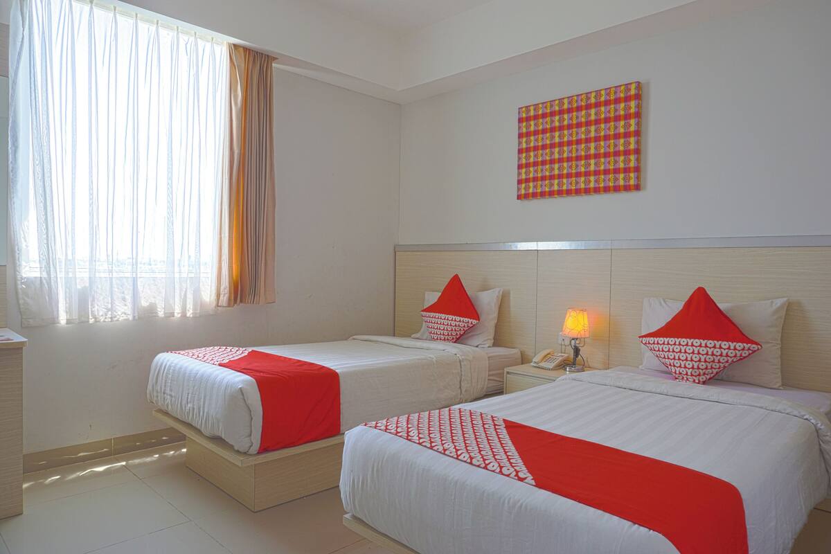Habitación estándar con 2 camas individuales | Escritorio, wifi gratis y ropa de cama
