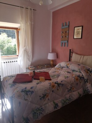 2 dormitorios, wifi gratis, ropa de cama