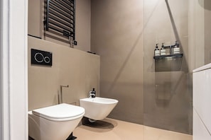 Apartment | Badezimmer