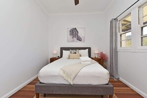 4 chambres, bureau, fer et planche à repasser, Wi-Fi gratuit