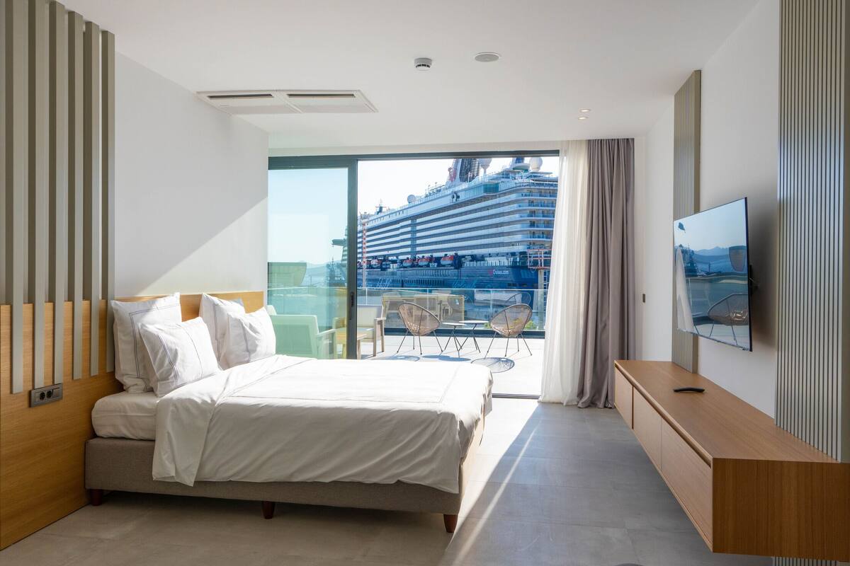 1 bedroom, in-room safe, soundproofing, iron/ironing board