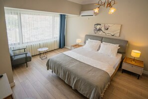 Elite Apartment, 4 Bedrooms, City View | Premium bedding, individually decorated, individually furnished, desk - Verula City Apartments (Trabzon)