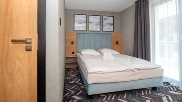 1 habitación, escritorio, wifi gratis y ropa de cama