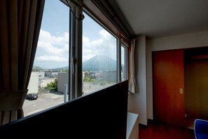 Suite Deluks | Didekorasi berbeda-beda dan dilengkapi dengan perabotan berbeda-beda