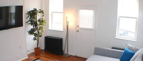 تلفزيون، مكتب