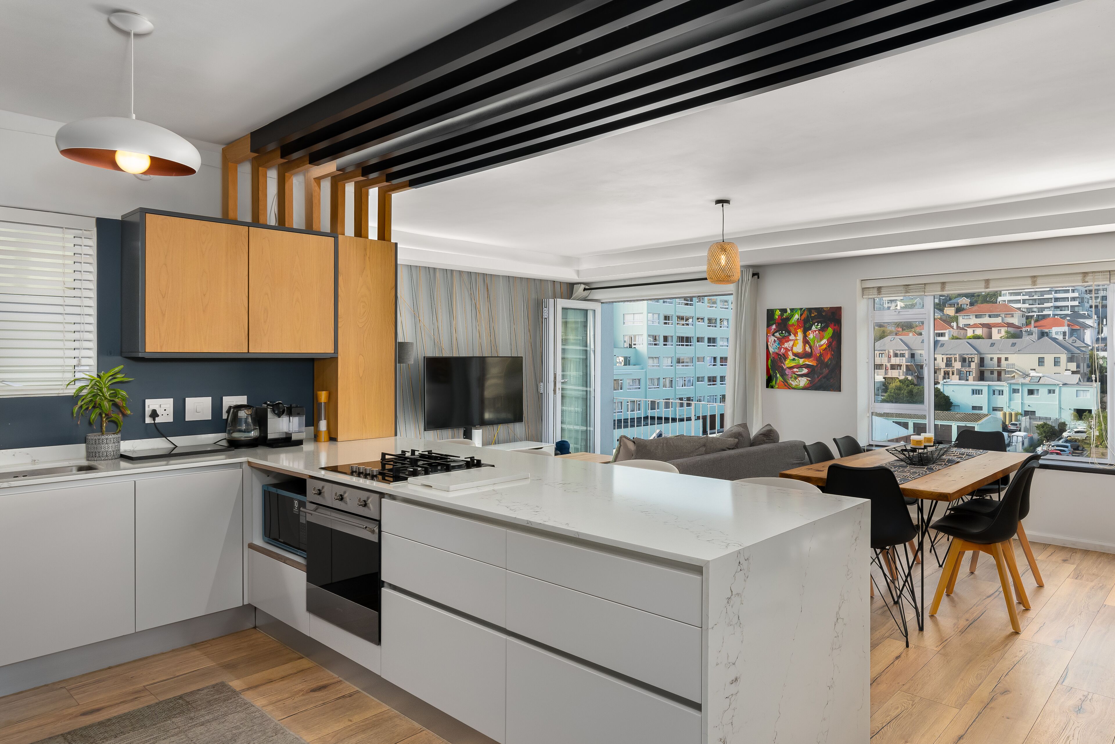 独特公寓 | 私人厨房 | 冰箱、微波炉、烤箱、炉灶