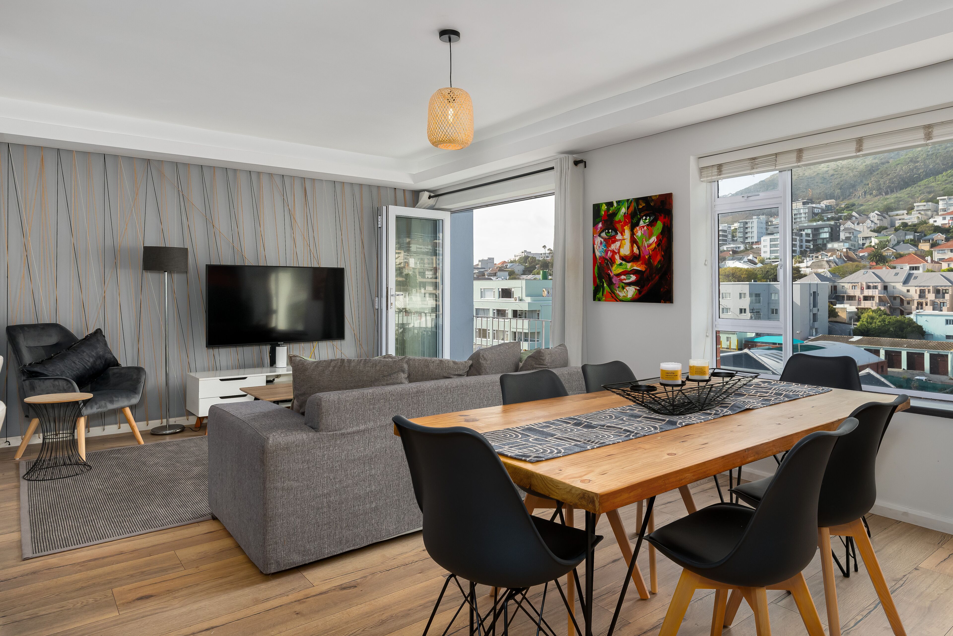 Apartamento exclusivo | Área de estar | TV de tela plana 40 polegadas com canais a cabo, TV, Netflix