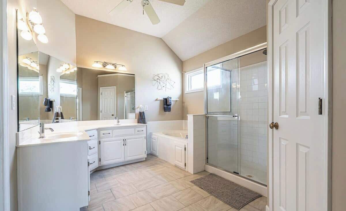 Bathtub, hair dryer, shampoo