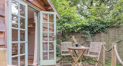 Lavender Lodge, Toad Hall, Wangford