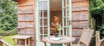 Lavender Lodge, Toad Hall, Wangford