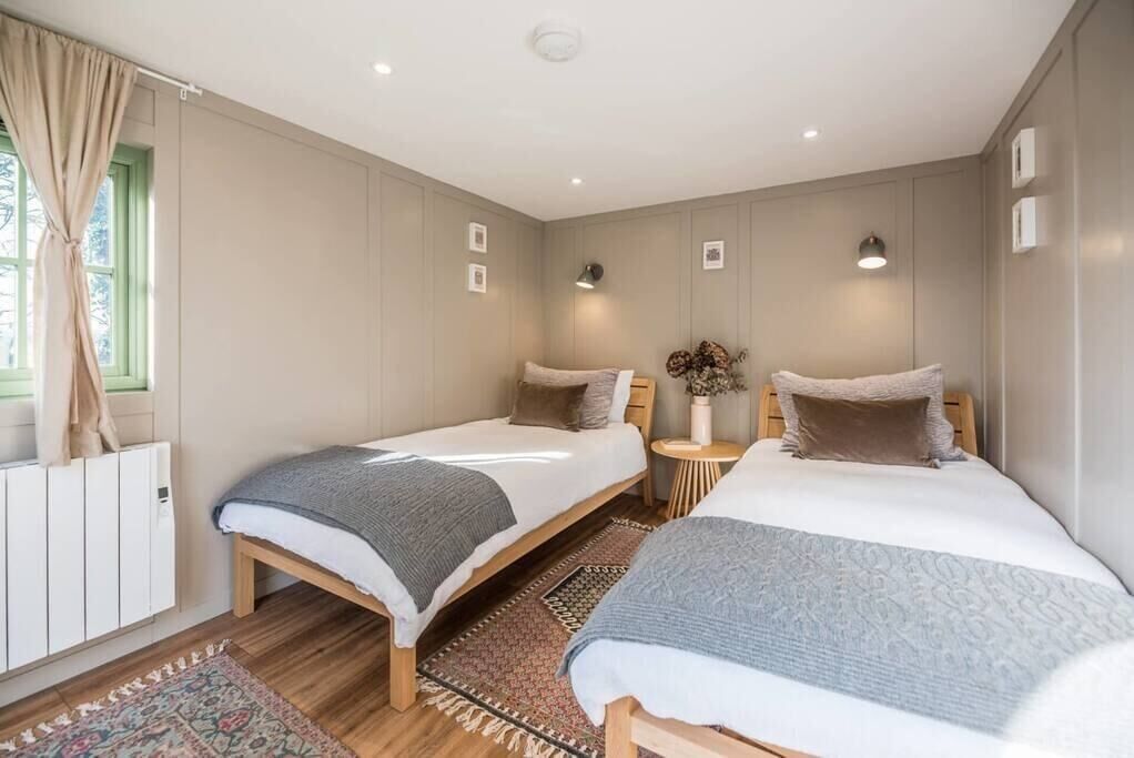 1 間睡房、床單