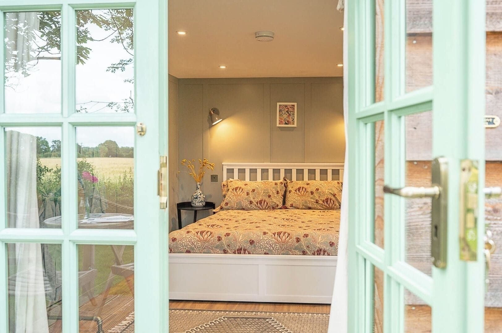 1 dormitorio y ropa de cama