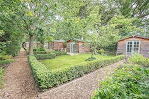 Exterior - Blossom Lodge, Toad Hall, Wangford (Wangford)