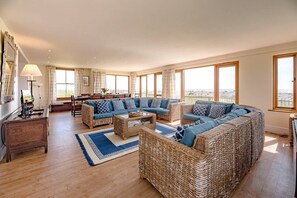 TV - Fairhaven, Thorpeness (Thorpeness)