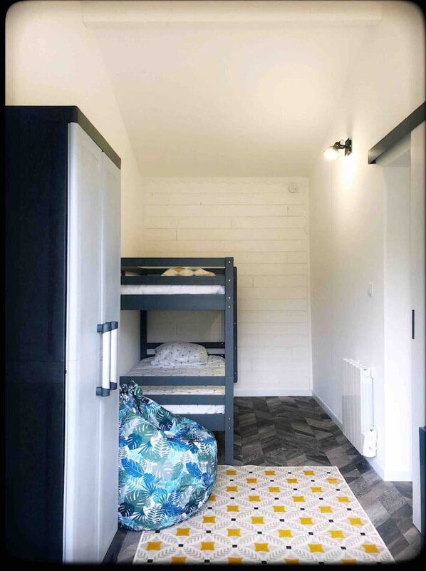 1 chambre, Wi-Fi, draps fournis