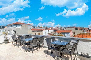 Rooftop terrace - Golden Bazaar Hotel (Istanbul)