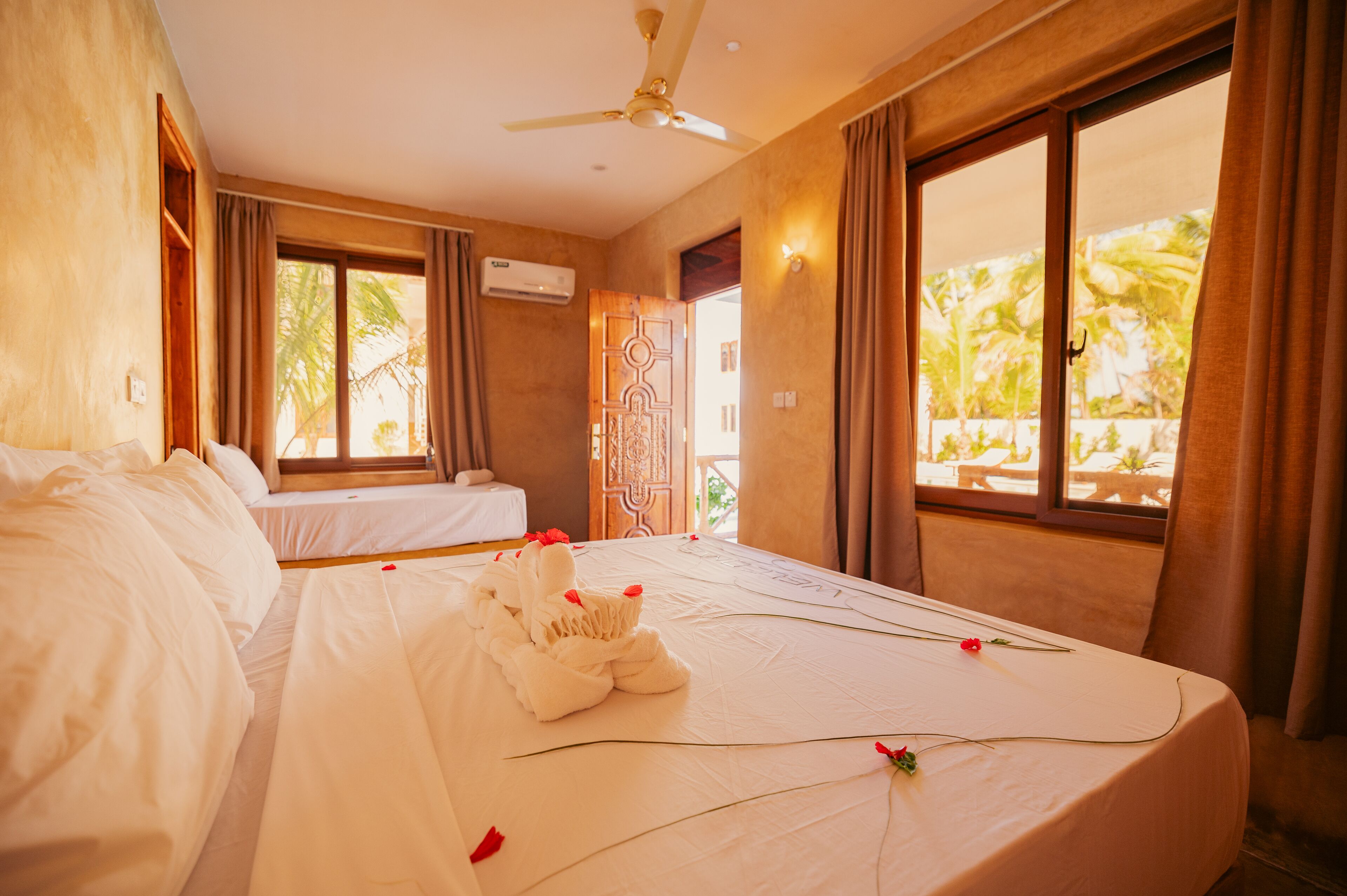 Coffres-forts dans les chambres, Wi-Fi gratuit, draps fournis