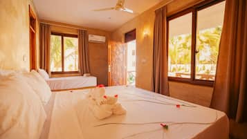 Coffres-forts dans les chambres, Wi-Fi gratuit, draps fournis