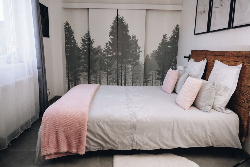 1 bedroom, iron/ironing board, internet, bed sheets