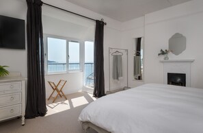 5 Schlafzimmer, Bügeleisen/Bügelbrett, Reisekinderbett, kostenloses WLAN