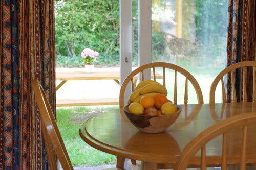 Leitrim Quay - Riverside Cottage 4