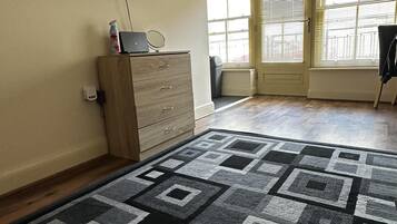 Apartment, Multiple Beds | Interior