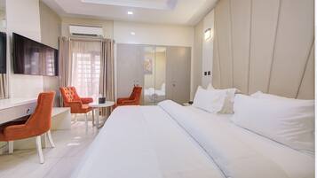 Literie de qualité supérieure, surmatelas, minibar