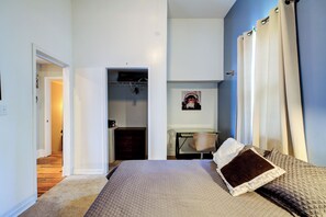 Big House | 5 bedrooms, individually decorated, individually furnished, free WiFi - 5 Bd/3 Ba-Near Expo/UL/Fair/YUM/Zoo (Louisville)