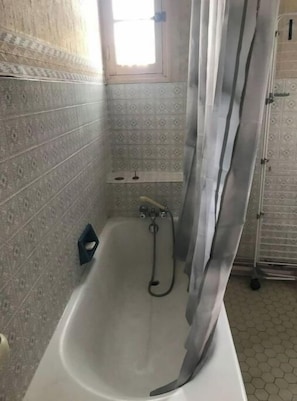 Hair dryer - Appartement Avec Balcon et vue (Font-Romeu-Odeillo-Via)