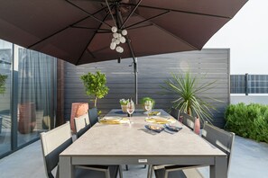 Outdoor dining - Villa Marli ZadarVillas (Zaton)
