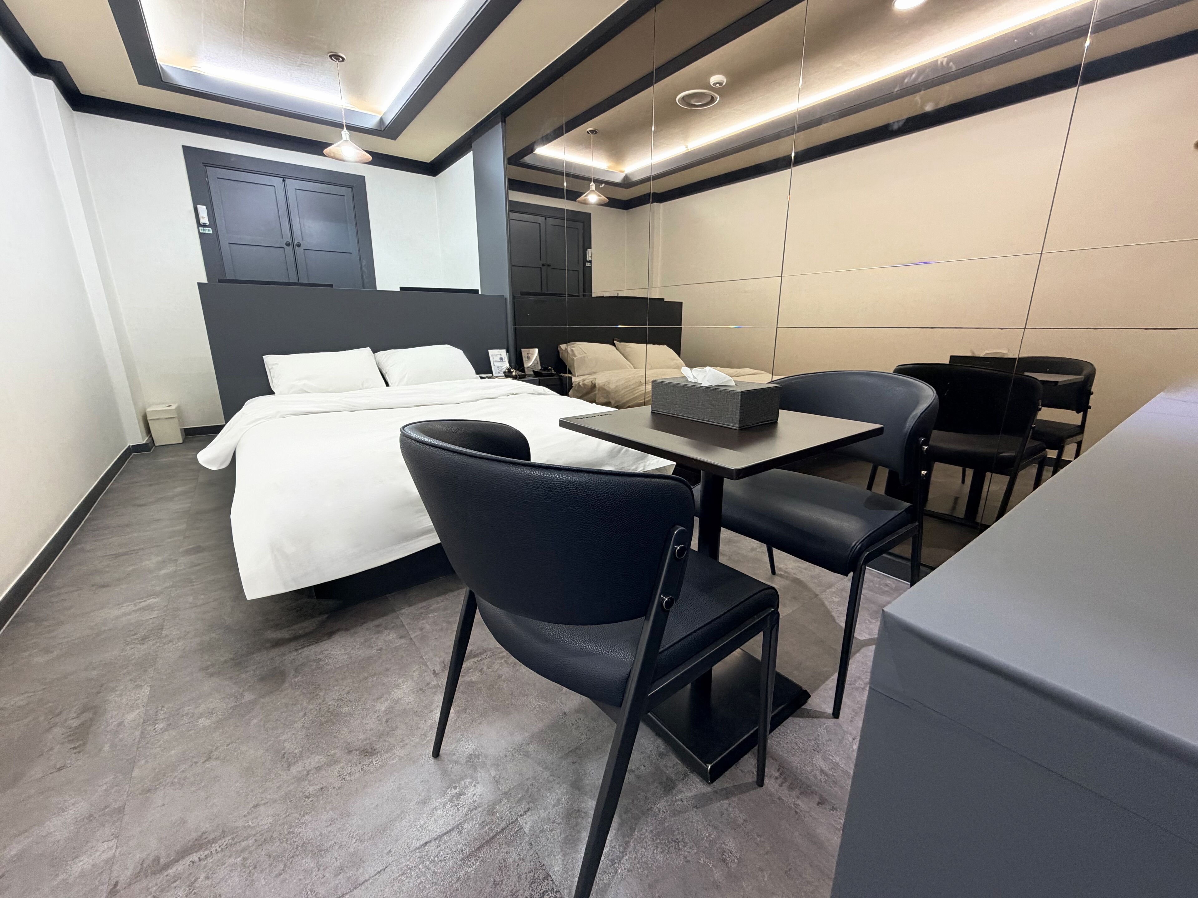 Standard Double Room, 1 Katil Ratu (Queen) | Peralatan tempat tidur hipoalergenik, gebar bulu kapas 