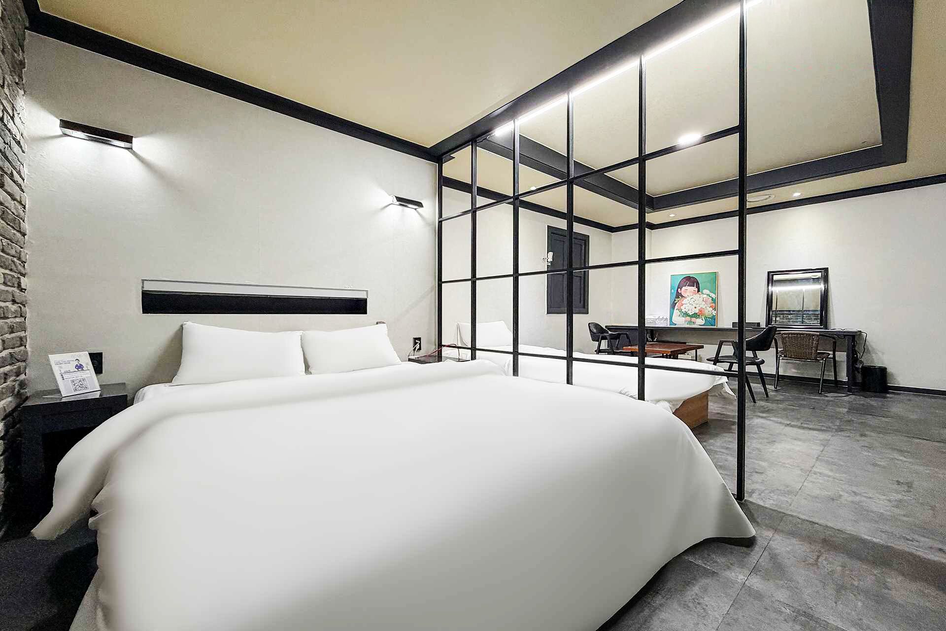 Quarto duplo luxo | Roupas de cama antialérgicas, edredons de pluma