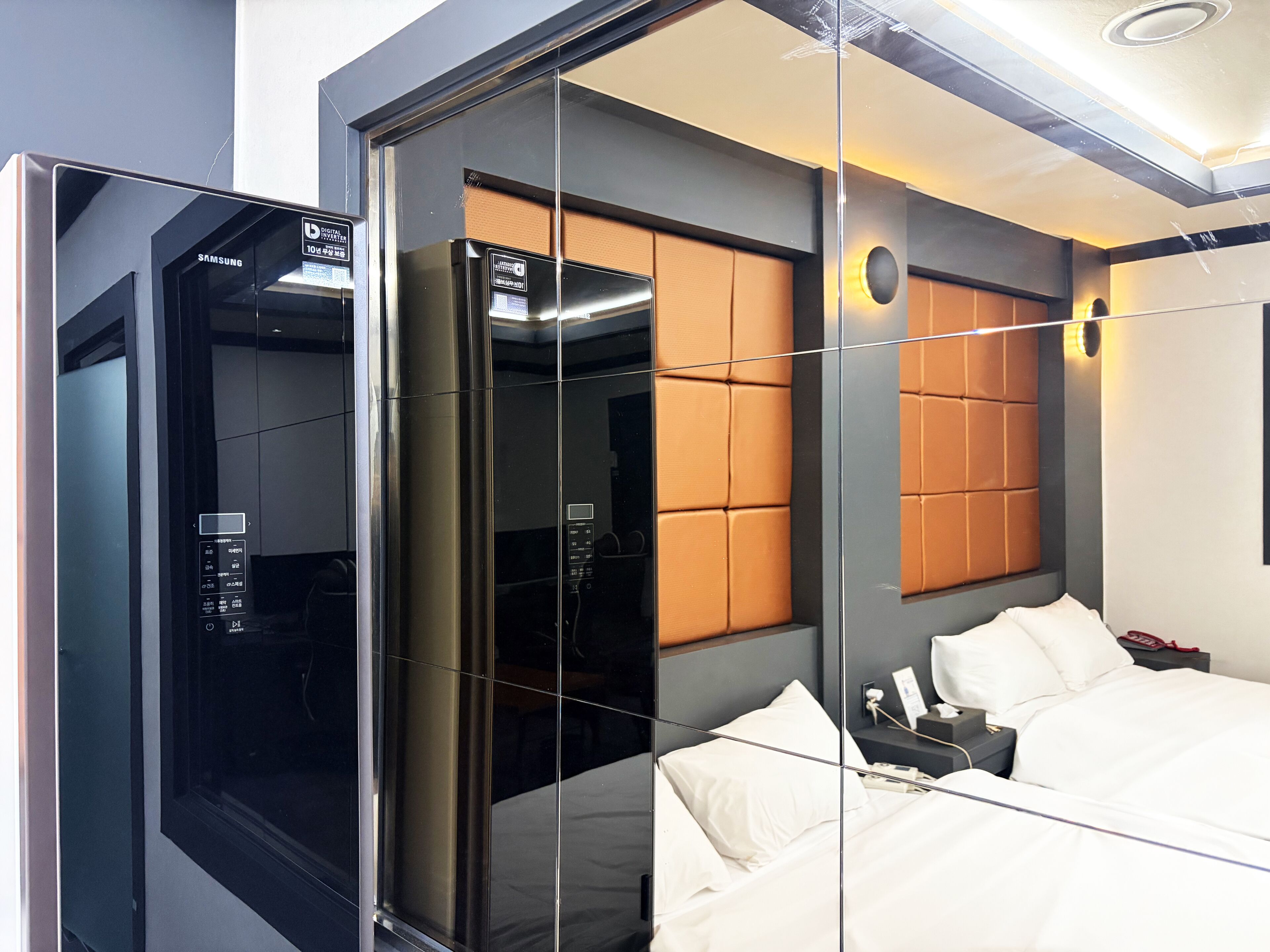 Premier Triple + Casual Breakfast | Hypo-allergenic bedding, down comforters, free minibar, desk
