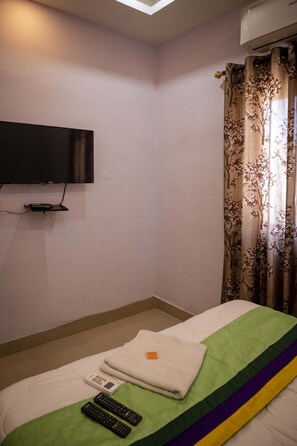 Standard Room | 1 bedroom, free WiFi, bed sheets - Hotel City view (Guwahati)