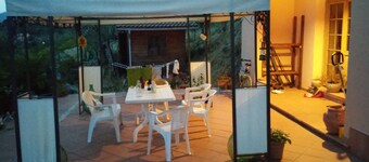Room in Villa - Room on the Hill With Garden and sea View