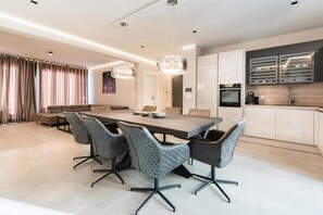 Villa, 5 Bedrooms, Private Pool, City View | Dining - Villa Four Seasons Vrsi (Vrsi)