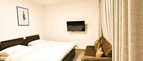 Apartment, 1 Bedroom, Accessible, Smoking | Room amenity