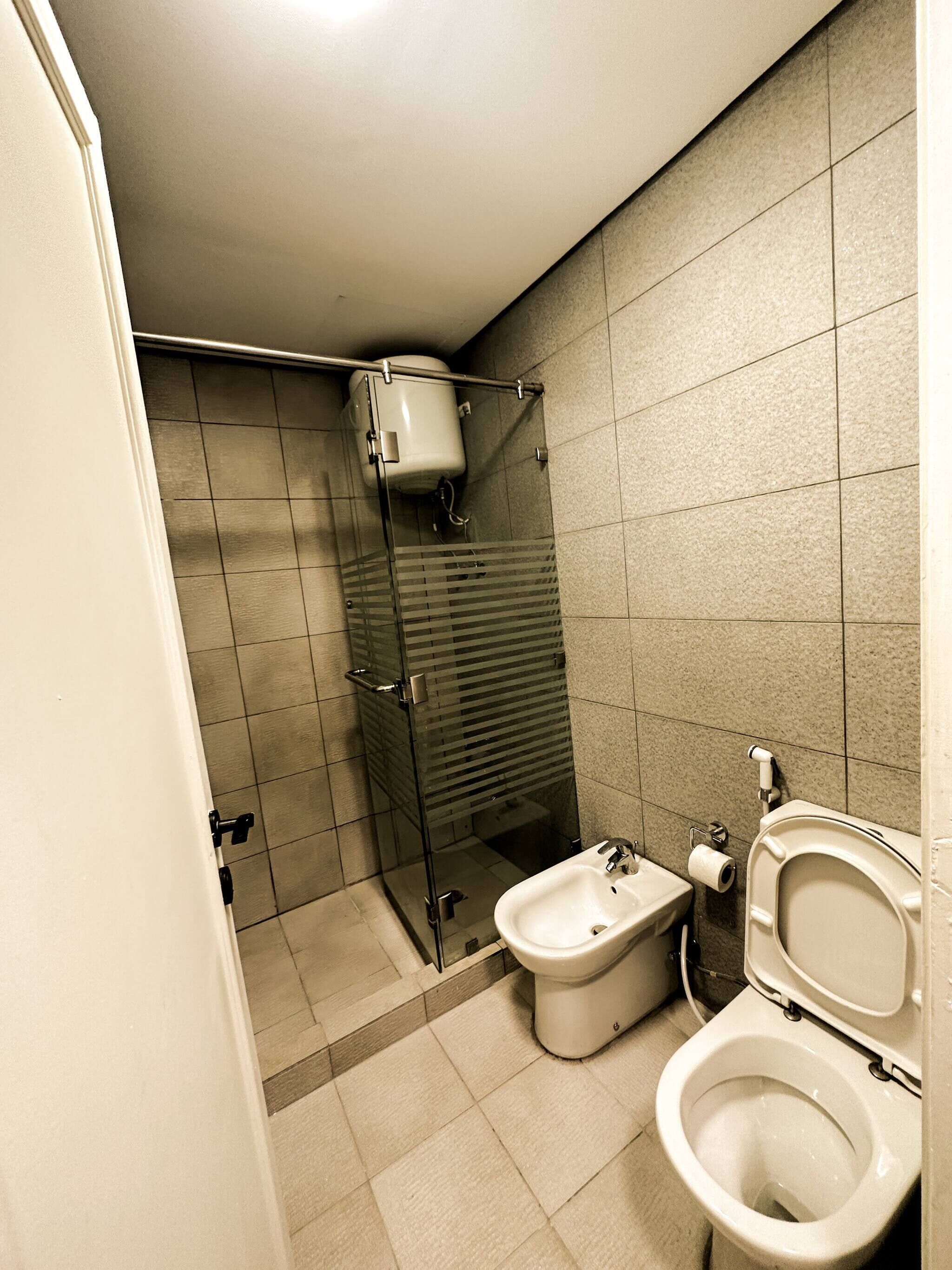 Apartment, 1 Bedroom, Accessible, Smoking | Bathroom