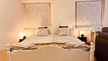 Apartment, 1 Bedroom, Terrace, Garden View | 1 bedroom