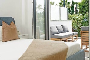 2 bedrooms, iron/ironing board, free WiFi, bed sheets - Comeback Samba Pa Ti (motril)