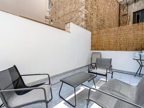 Studio, Mehrere Schlafzimmer, Balkon | Terrasse/Patio